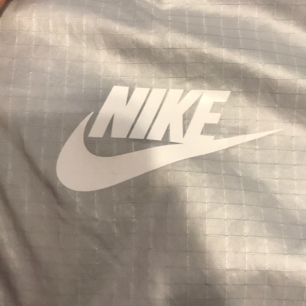 Nike Windrunner Jacket - image 3